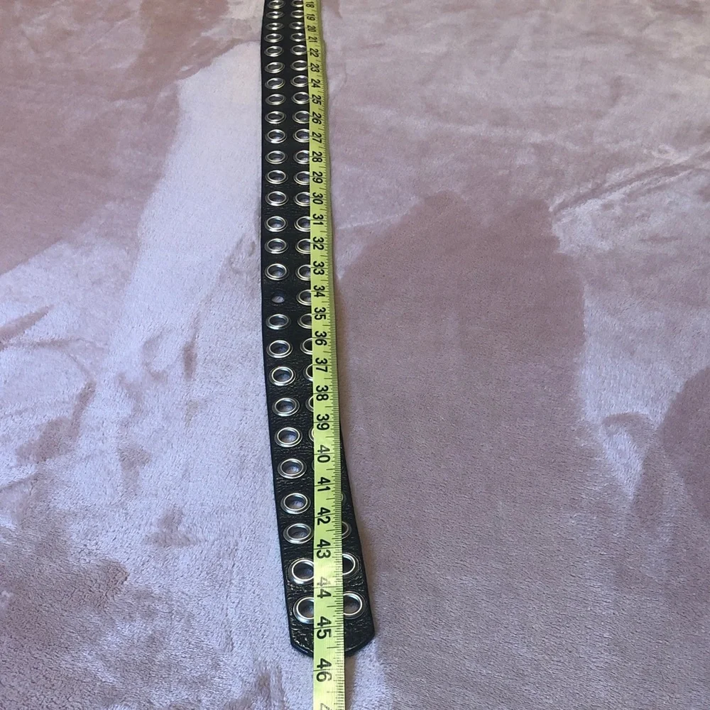 Black Leather Grommet Belt❗️FINAL PRICE❗️ - Picture 5 of 6